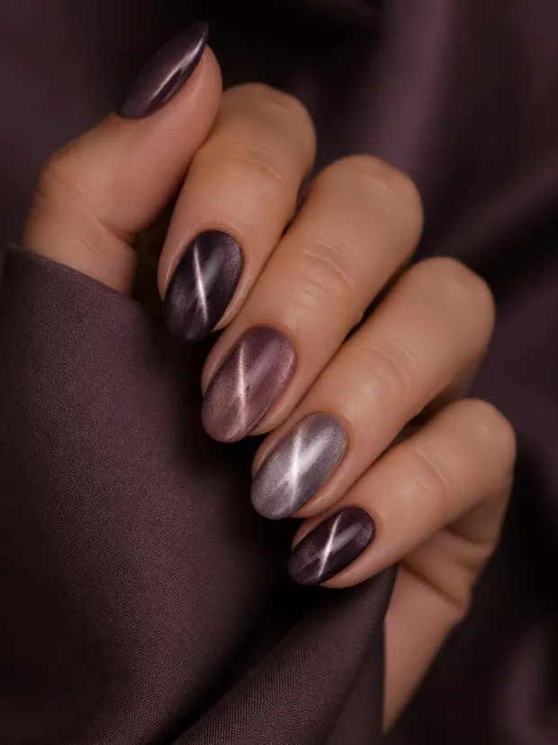 Velvet Cat Eye